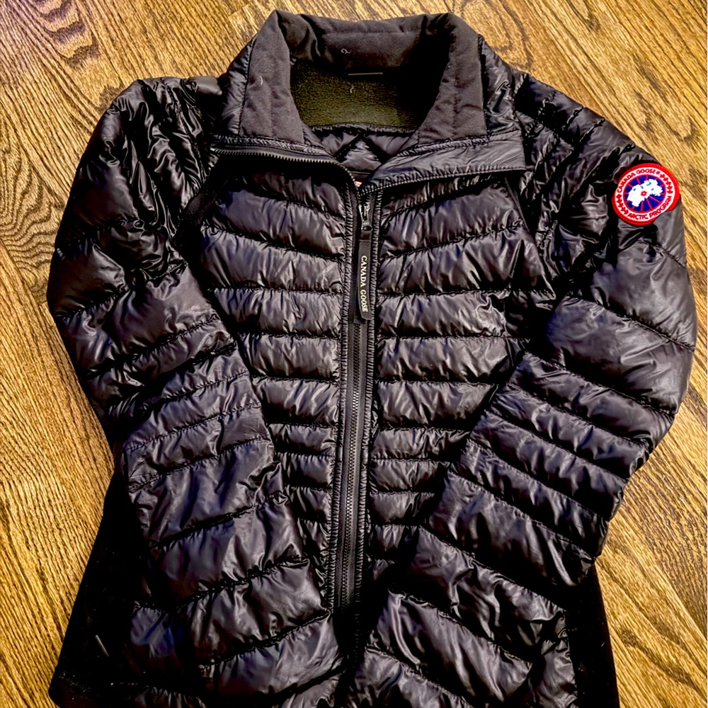 Canada Goose- Hybridge Lite Water Repellent 800 Fill Power Down Jacket